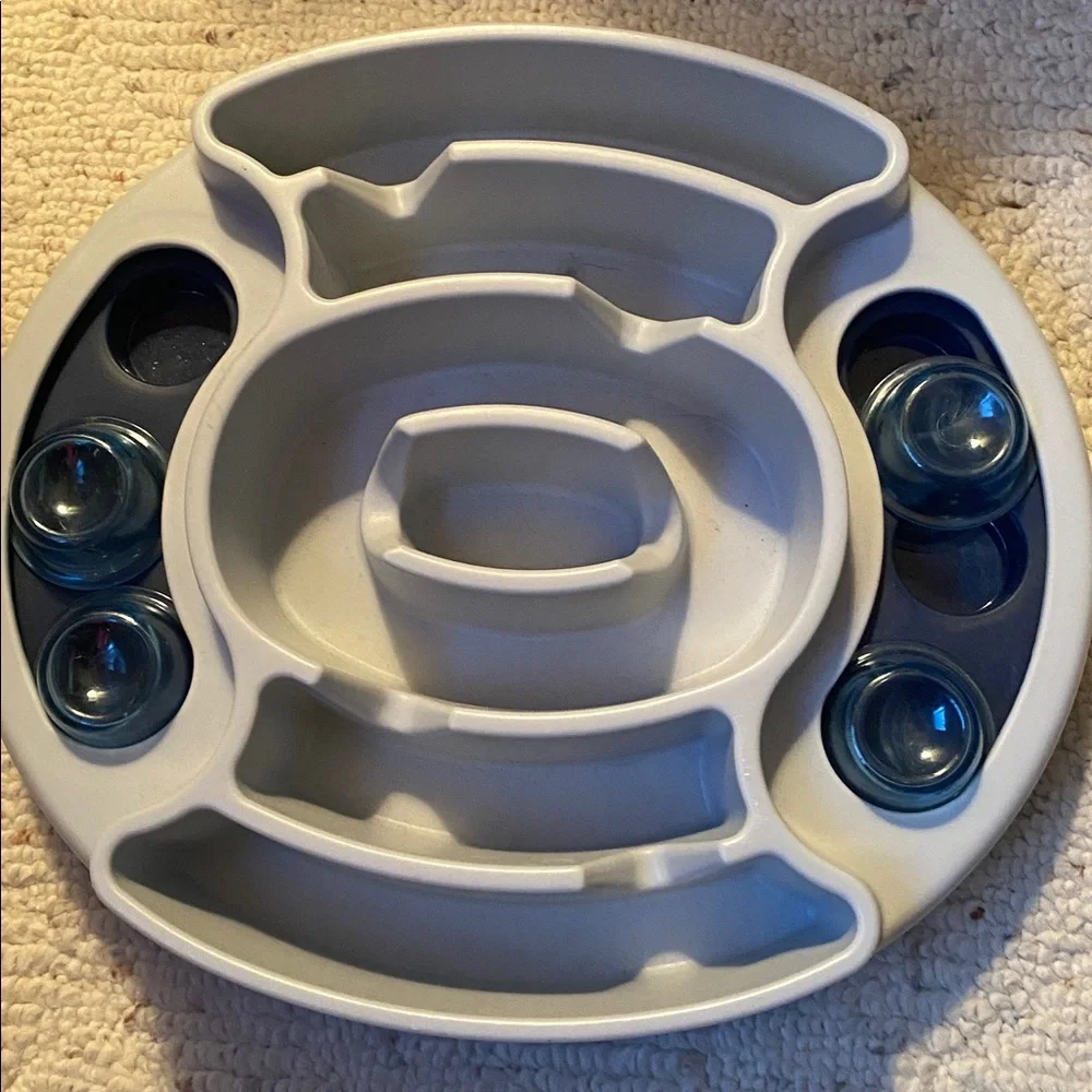 Interactive Pet Puzzle Toy - Gray and Blue